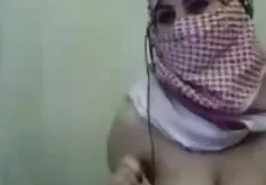 ایمان لو big tits تصاویر و فیلم های سکسی